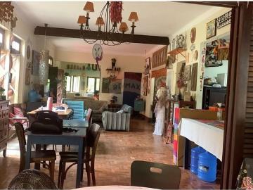 Casa com Ponto Comercial no Poço da Panela em Recife/PE