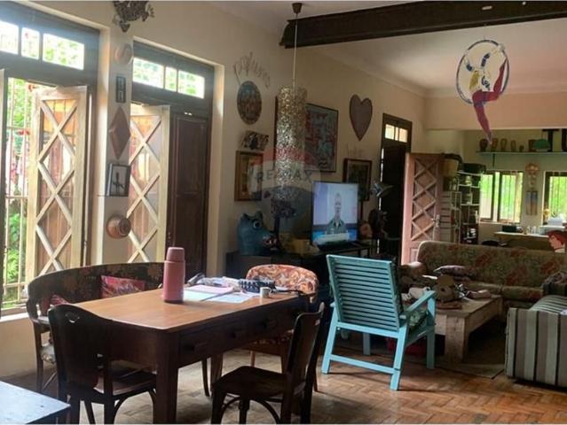 Casa com Ponto Comercial no Poço da Panela em Recife/PE
