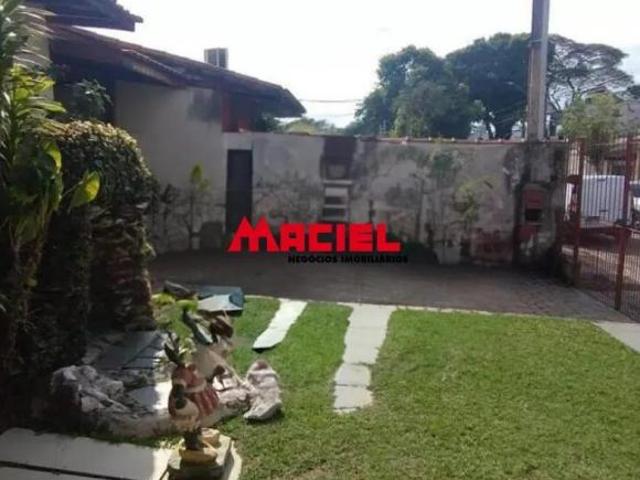 Casa com quintal e edícula nos Vista Verde com 3 dormitórios