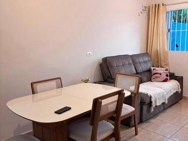 Casa com sobra de terreno no Ipanema