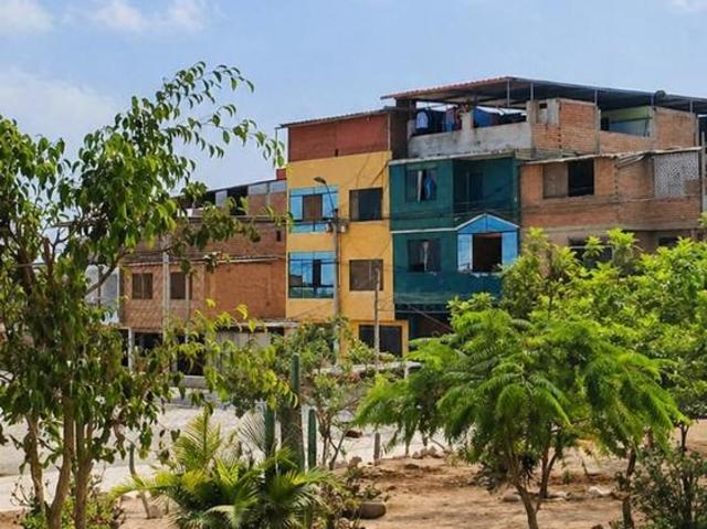 CASA COMO TERRENO EN VENTA – VILLA EL SALVADOR