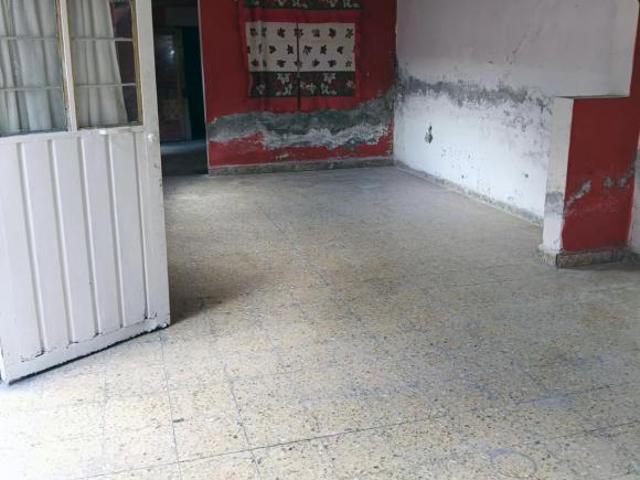 Casa como terreno en venta Cercana a Metrobus Talisman
