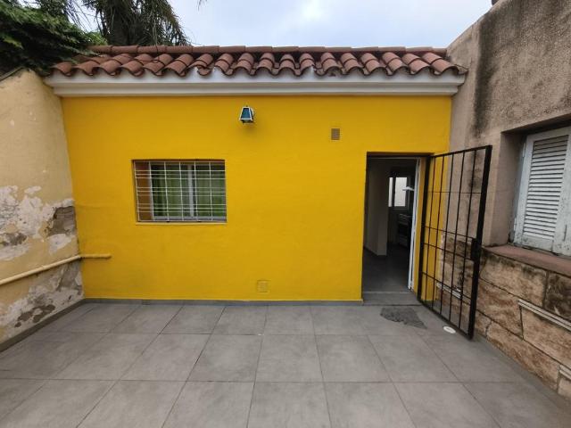CASA COMODA EN B° ALBERDI