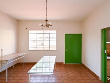 Casa Comercial