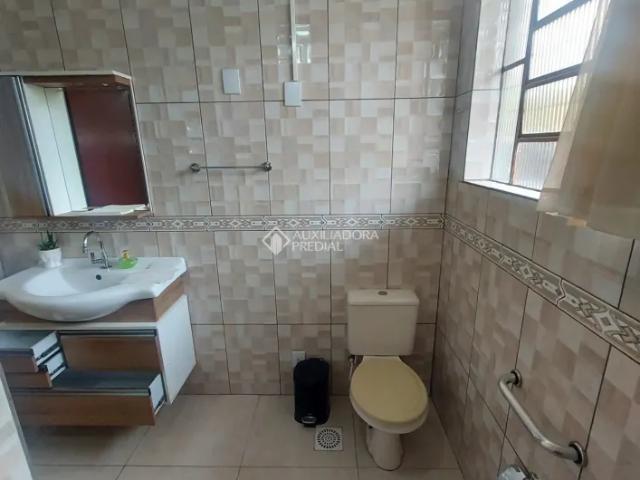 Casa comercial térrea para locação no centro de Canoas