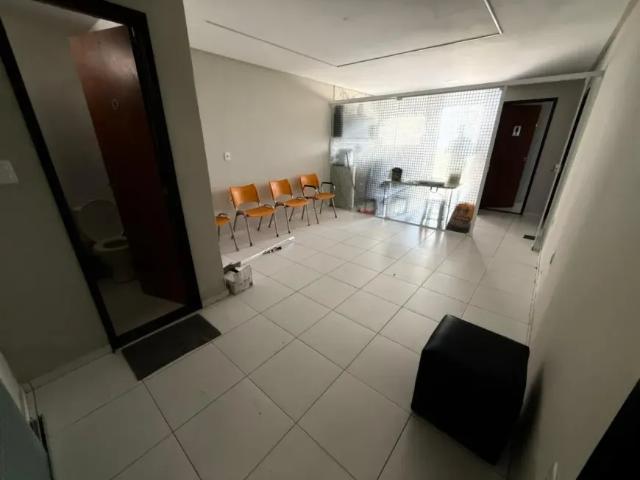 Casa Comercial toda mobiliada para aluguel com 3 quartos em São José Campina Grande PB
