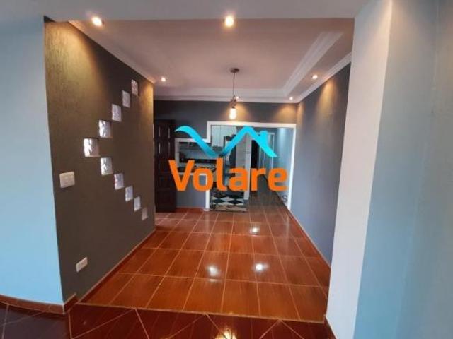 Casa Comercial à Venda em Novo Osasco 3 Quartos, 1 Suíte, 3 Banheiros, 2 Vagas de Garagem, 200m² d