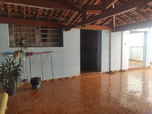 Casa Comercial à venda, 3 quartos, 1 vaga, Centro Rio das Pedras/SP