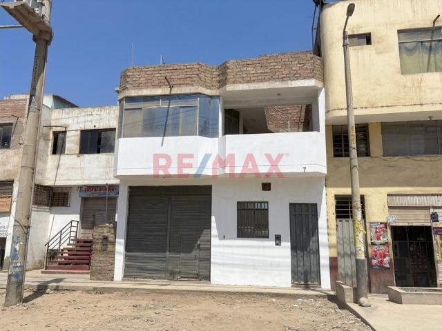 Casa Comercial Cerca Mercado La Hermelinda