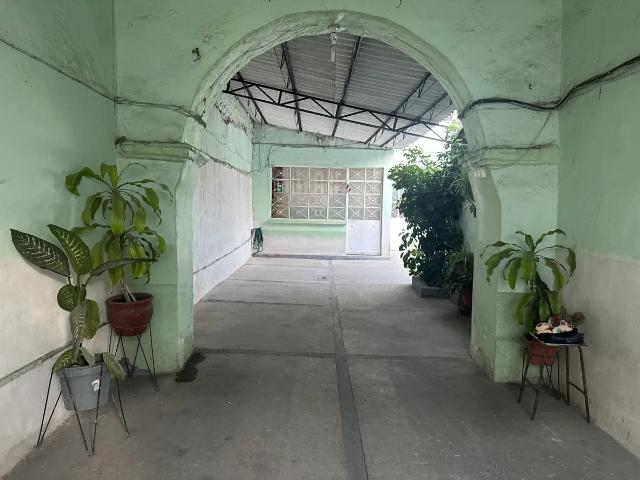 Casa Comercial con Departamentos en Venta en Tula Centro