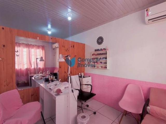 Casa comercial e residencial na Estrada Frederico Dihl em Alvorada
