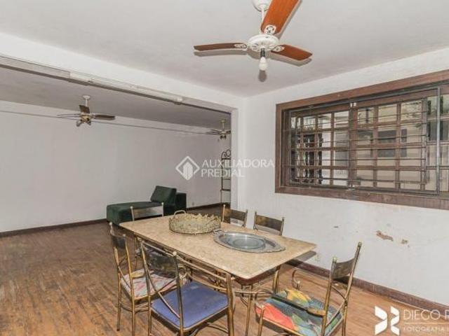 Casa Comercial e Residencial no bairro Farroupilha