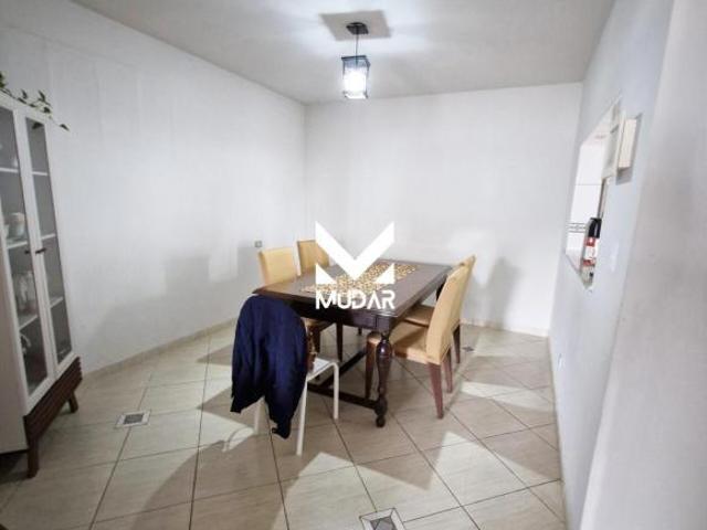 Casa comercial e residencial em Castro – PR
