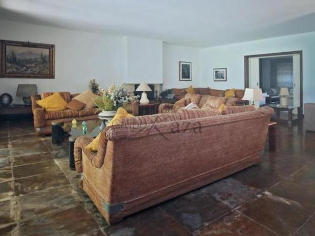 Casa Comercial e Residencial Jardim Guedala 600m²