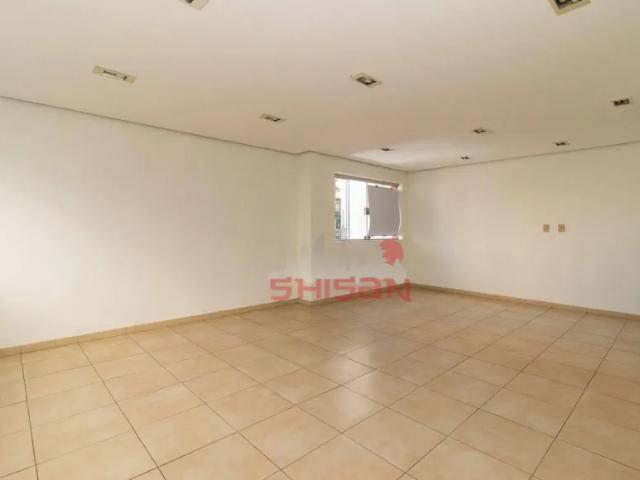 Casa Comercial em Paraíso com 232m²