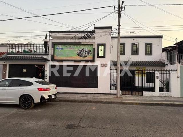 Casa Comercial en Venta