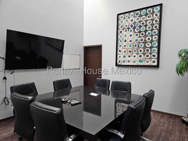 Casa Comercial en Venta en Jardines del Pedregal 26 1011