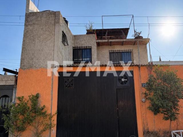 Casa Comercial en venta, La Guadalupana, Tlaquepaque | CCV 2327