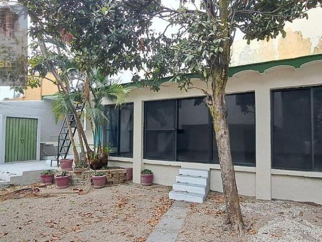 Casa comercial en Acapantzingo!