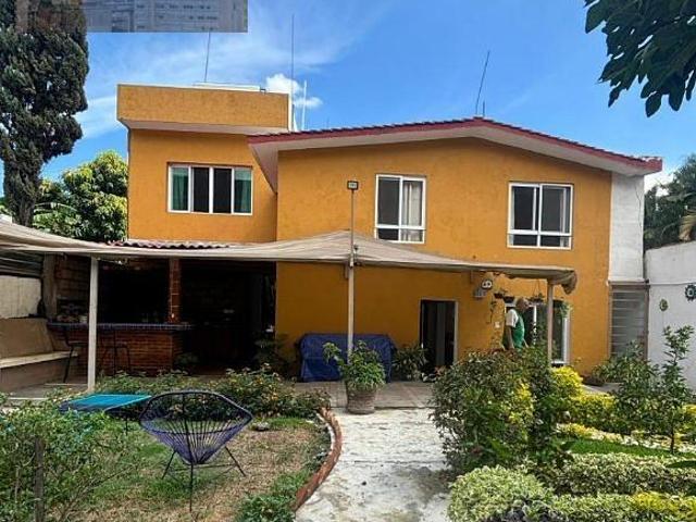 Casa comercial en Lomas de la Selva