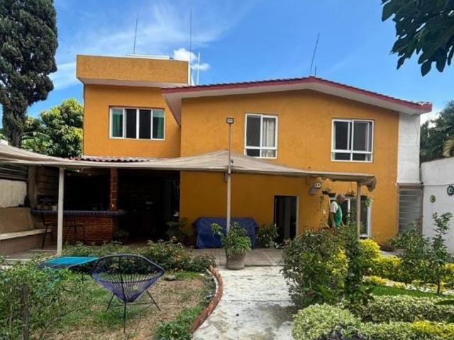 Casa comercial en Lomas de la Selva