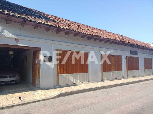 Casa comercial en renta