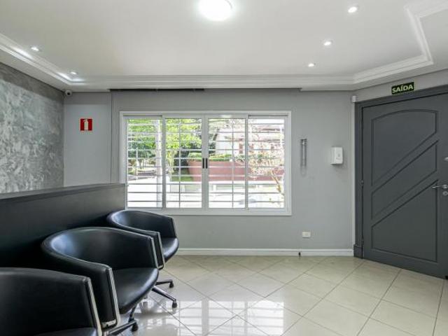 Casa comercial no Jardim Social