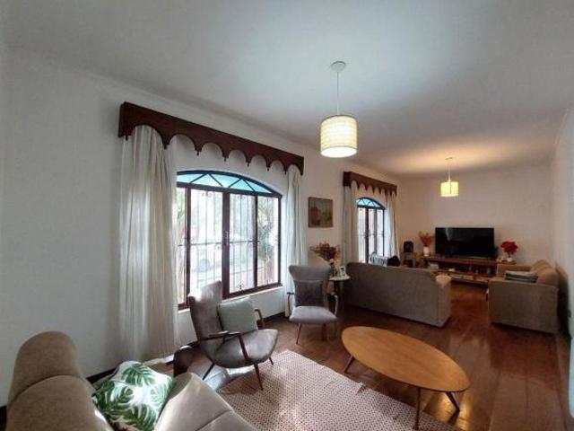 Casa Comercial ou Residencial com 3 dormitórios à venda, 250 m² Vila Frezzarim Americana/SP