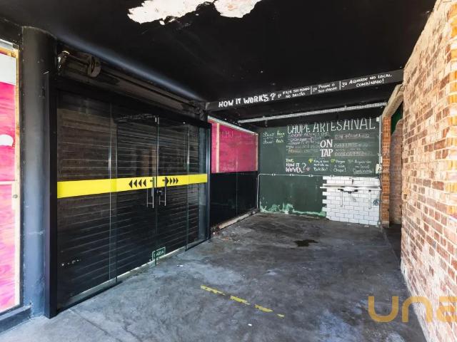 Casa Comercial para alugar 120 m² em Bacacheri, Curitiba