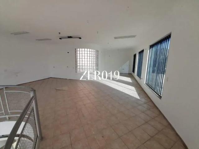 Casa Comercial para alugar com 203m², 1 dormitório e 5 vagas no Jardim Chapadão, Campinas /SP. | Cód