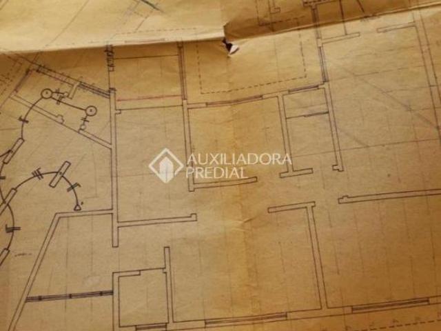 Casa comercial, residencial, terreno com potencial para construção