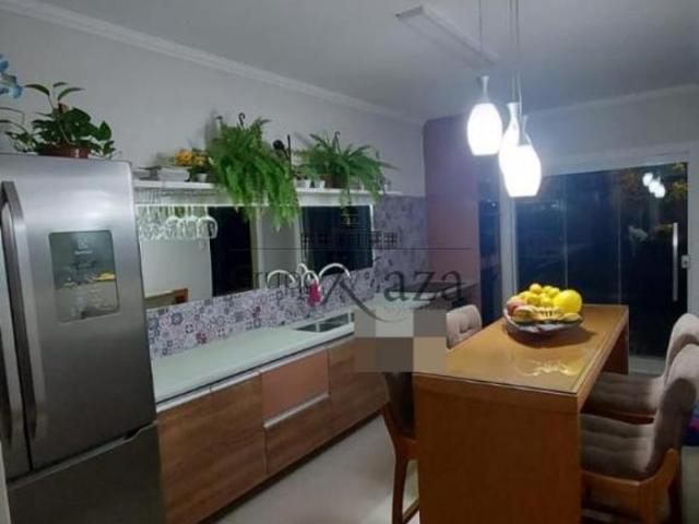 Casa Comercial Residencial Centro Jacareí 2 Dormitórios 360m²