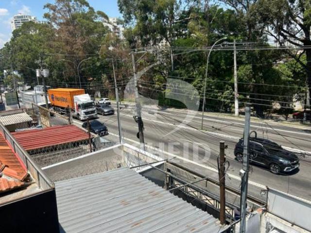CASA COMERCIAL/ RESIDENCIAL NA AV. INTERLAGOS 250M