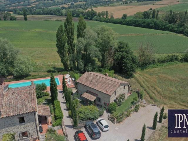 Casa Complesso Montone 112m² Città di Castello