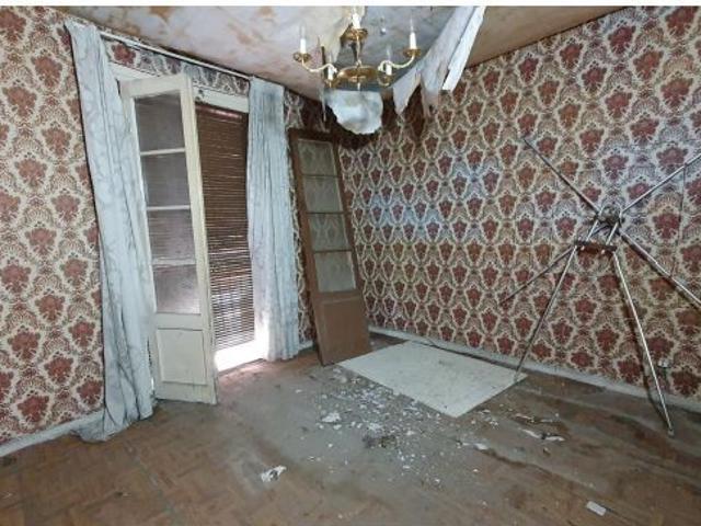Casa completa a reformar en el centro de Orduña. Local, 2 viviendas y 2 trasteros