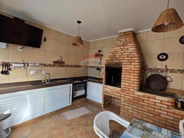 “Casa Completa com Lazer Privativo no Circuito das Águas – Ideal para Moradia ou Renda com Temporada
