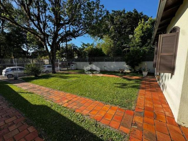 Casa Completa em Terreno Grande Ideal para Família e Eventos