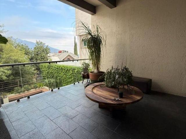 Casa con 400 m² de superficie de terreno, 3 recámaras en venta en Villa Montaña
