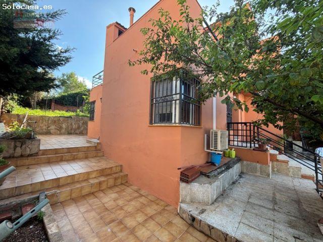CASA CON 4 HABITACIONES