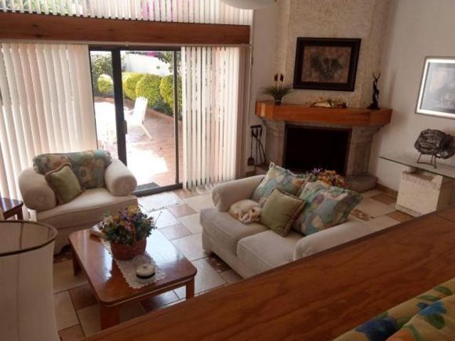 Casa con 4 habitaciones y 430 m² de terreno en venta en condominio en San Jerónimo Lídice