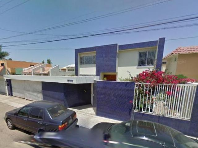 Casa con 4 recámaras en venta en El Paraíso