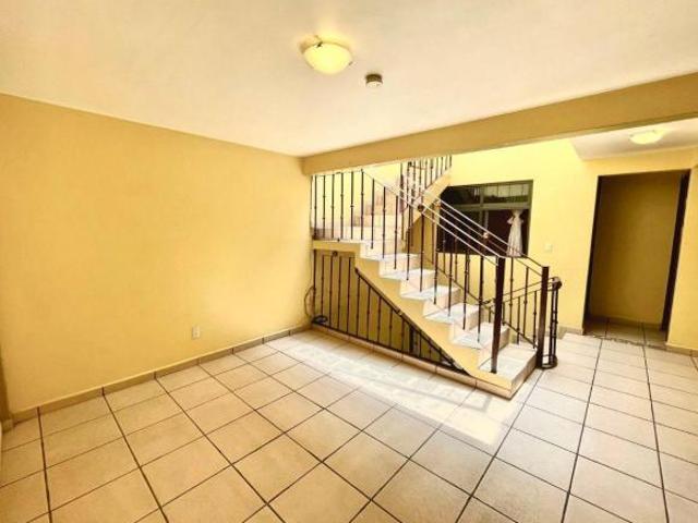 Casa con 4 recámaras en venta en Esfuerzo Nacional