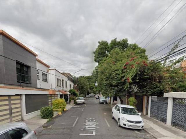 Casa con 4 recámaras en venta en Lindavista Sur