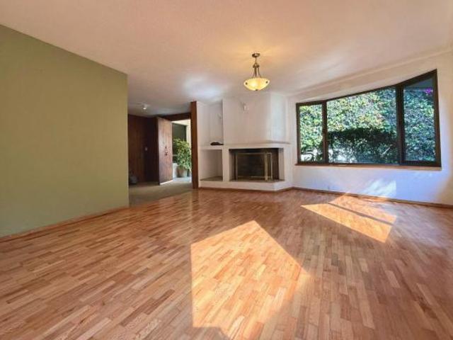 Casa con 500 m² superficie de terreno, 3 recámaras en venta en Bosque de las Lomas