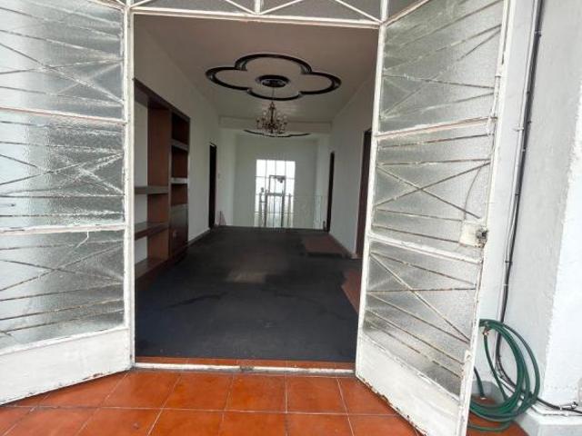 Casa con 500 m² superficie de terreno y 4 recámaras en venta, San Nicolás
