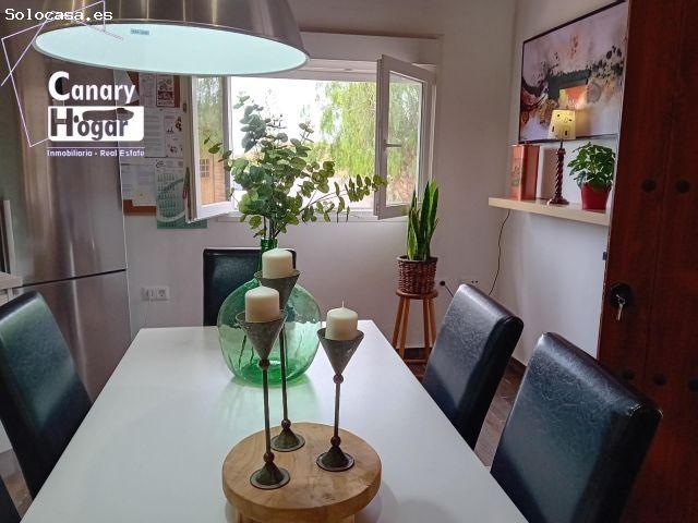 Casa con 5053 m2 de terreno con vistas al mar en venta en Los Blanquitos Granadilla de Abona