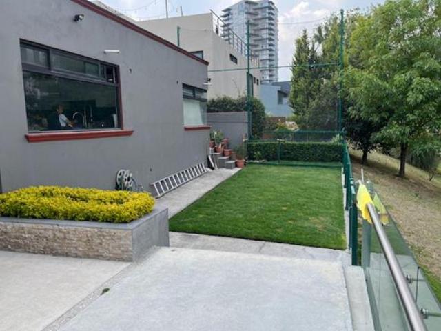 Casa con 510 m² de terreno y 5 habitaciones en venta en Bosque Real