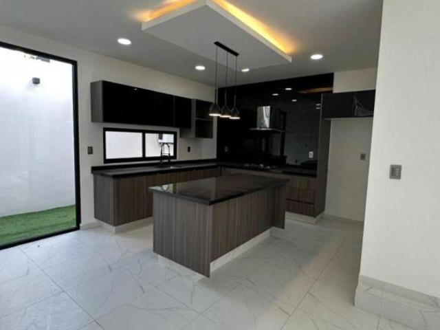 Casa con 112 m² de terreno y 3 recámaras en venta en Alvento Habitat precio de venta 3200000