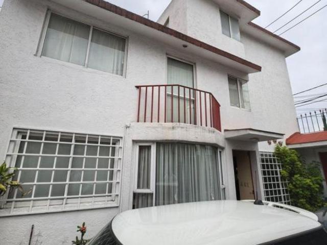 Casa con 116 m² superficie de terreno y 3 recámaras en venta en Granjas Coapa