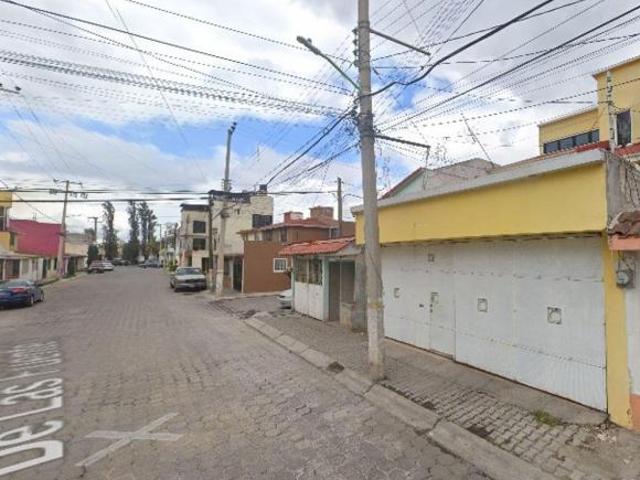 Casa con 120 m2 superficie de terreno y 3 recámaras en venta en Fraccionamiento La Morena, Hidalgo
